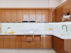 Hệ tủ bếp inox cánh kính Thái Bình hiện đại sang trọng