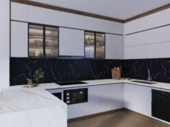 Mặt bàn đá trắng và đá ốp đen cho hệ tủ bếp gỗ nhựa chữ U